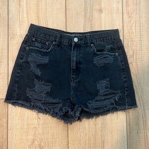 American eagle ripped black mom short jean shorts size 4